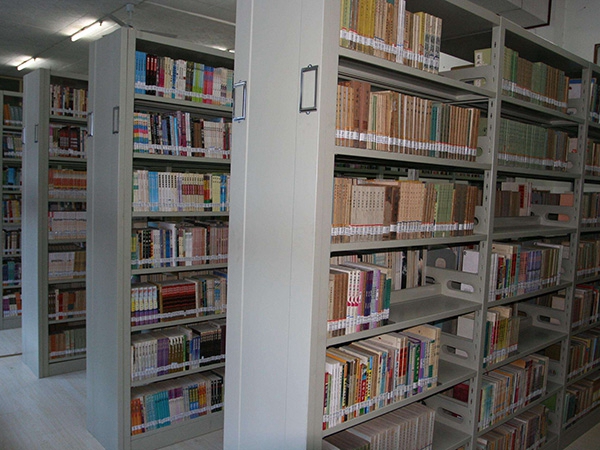 圖書(shū)架